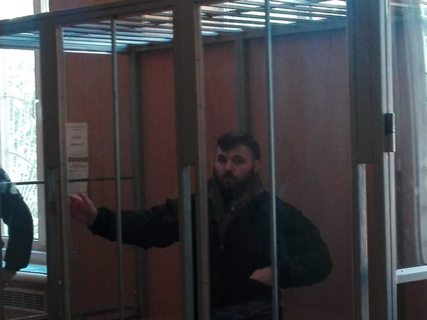 Подозреваемого в убийстве полицейских Александра Пугачева оставили под стражей - рис. 1