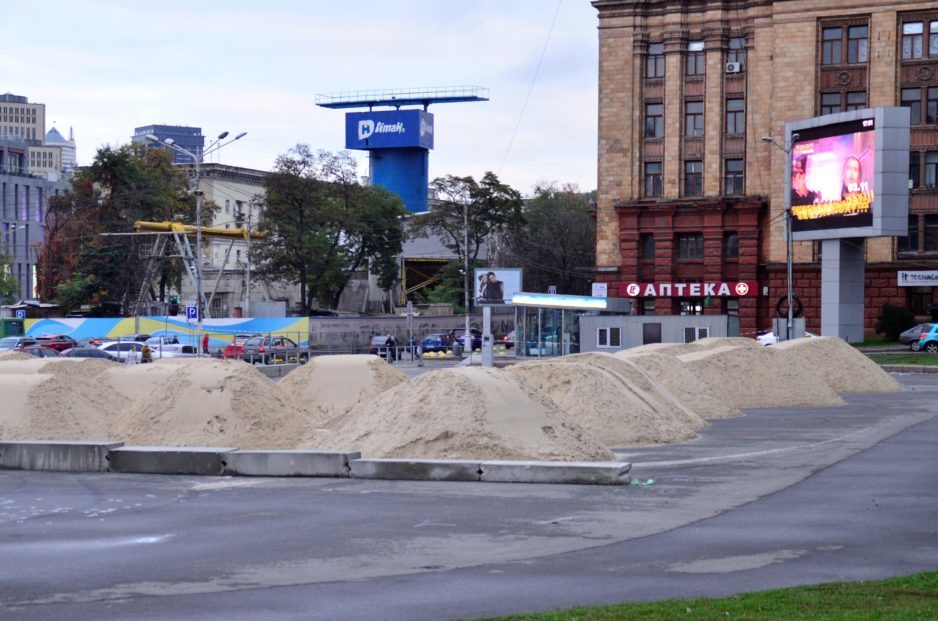 На площади Героев Майдана появится каток - рис. 2