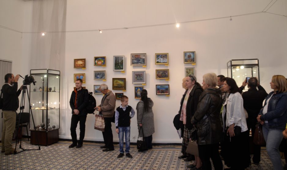 В Днепре прошло открытие выставки «Самоцветы Украины» - рис. 10