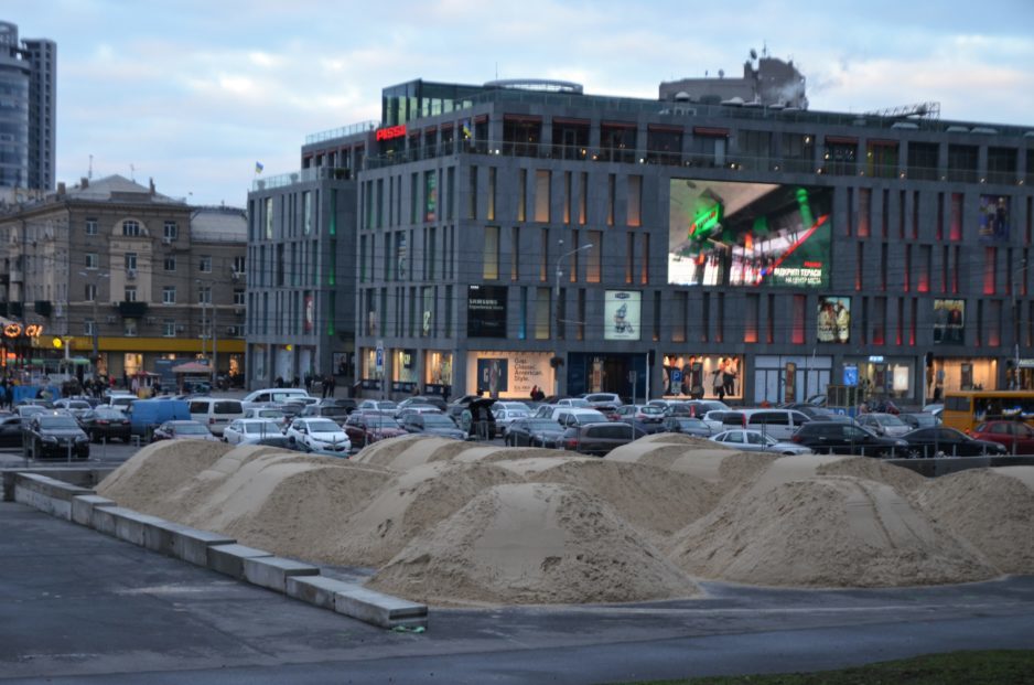 На площади Героев Майдана появится каток - рис. 1