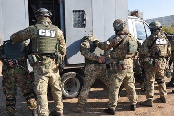 В Днепропетровской области СБУ поймали на взятке трех полицейских - рис. 1