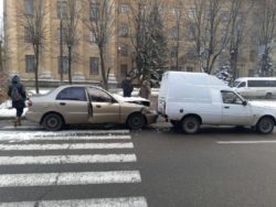 В Днепре на пешеходном переходе проспекта Гагарина произошло ДТП - рис. 18