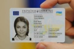 Днепрянам рассказали об обстановке с загранпаспортами и ID-картами - рис. 17