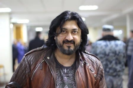 «Надеюсь, что не за алименты покупают билеты», — Петя Чёрный «Надеюсь, что не за алименты покупают билеты», — Петя Чёрный