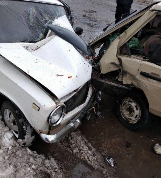 В Кривом Роге произошло ДТП с участием двух «ВАЗов» - рис. 1