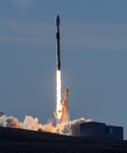 Компания SpaceX успешно запустила ракету и побила рекорд - рис. 17