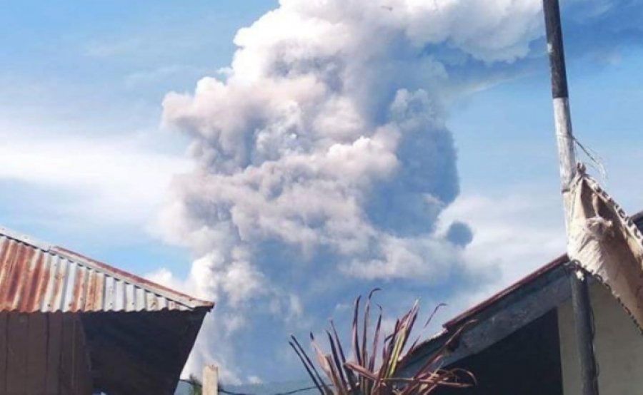 В Индонезии проснулся один из крупнейших вулканов мира - рис. 1
