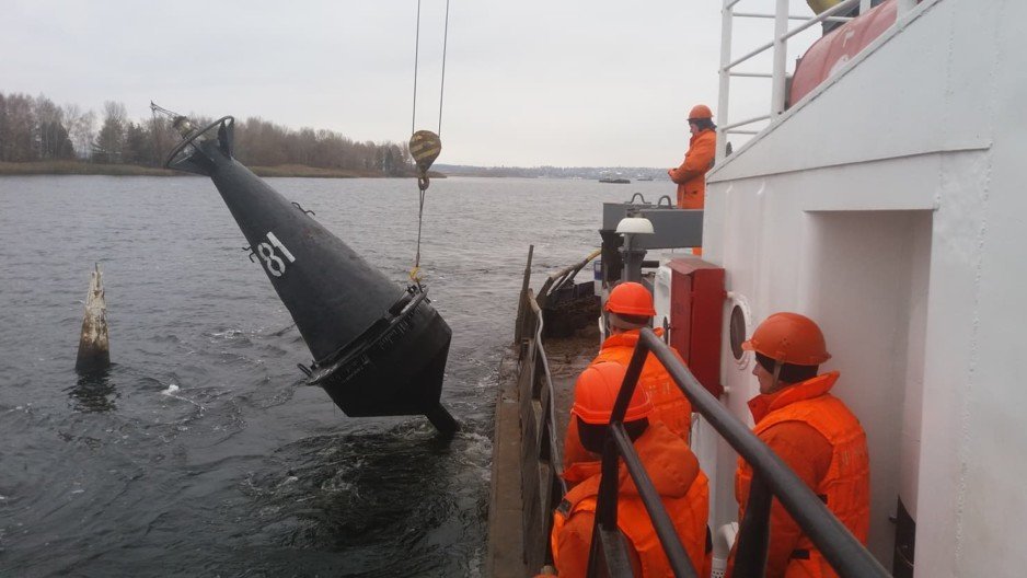 На реке Днепр сняли навигационную обстановку (фото) - рис. 2