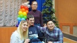 Студенты ДНУ поздравили детей в доме-интернате с наступающими праздниками - рис. 13