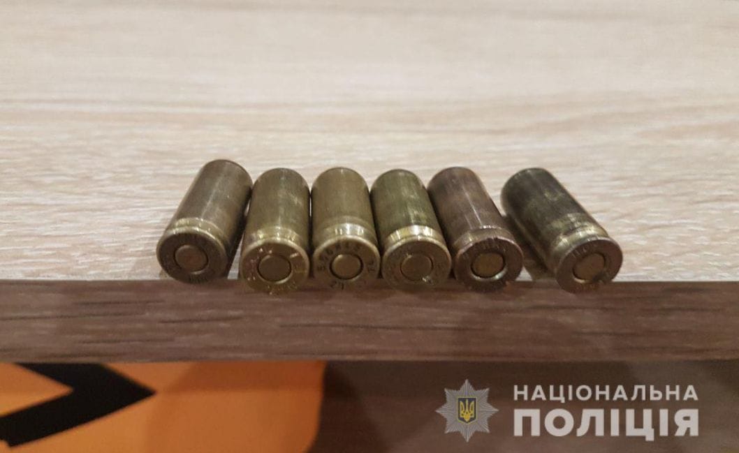 В Днепре задержали грабителей фуры, перевозившей бытовую химию - рис. 4