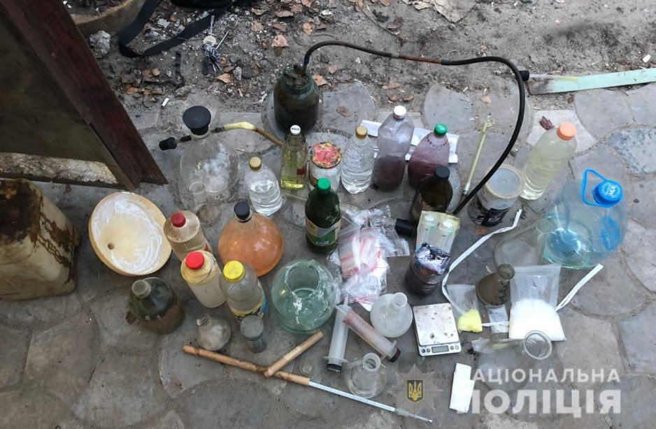 Полиция пресекла деятельность нарколаборатории в Днепре - рис. 1