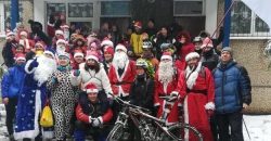 Дед Мороз на велосипеде: в Кривом Роге прошёл благотворительный велопробег - рис. 1