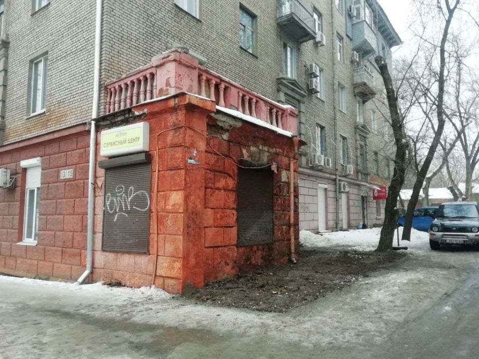 В центре Днепра остановили возведение незаконной пристройки - рис. 2