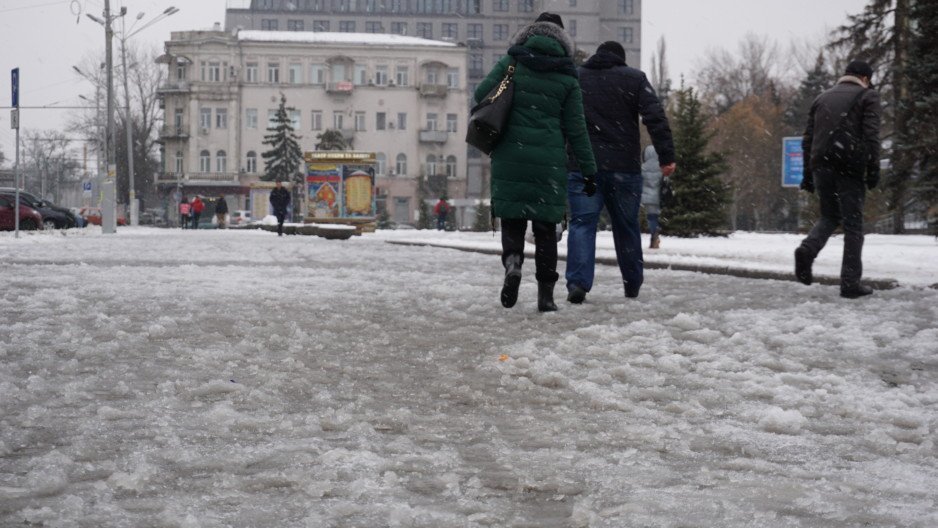 Днепропетровщину завалит снегом: по всей области объявлено штормовое предупреждение! - рис. 1