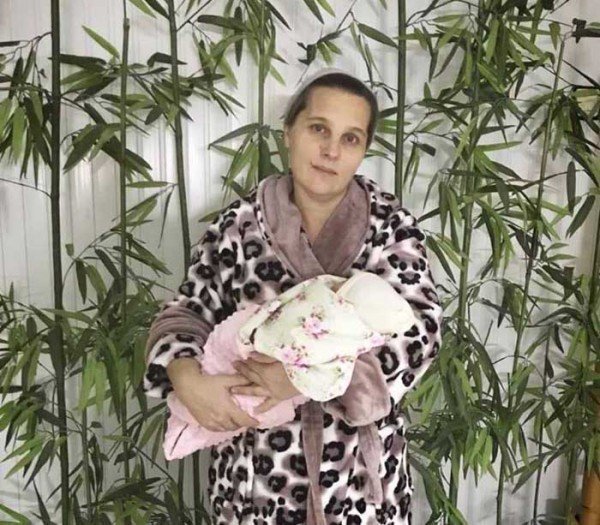 Мать-героиня в Днепре родила 14-го ребёнка - рис. 1