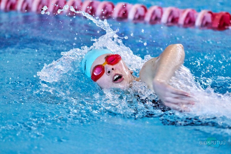 В Днепре стартовал открытый юношеский чемпионат города по плаванию - рис. 10