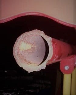 В Слобожанском оборвались качели с маленькими детьми - рис. 10
