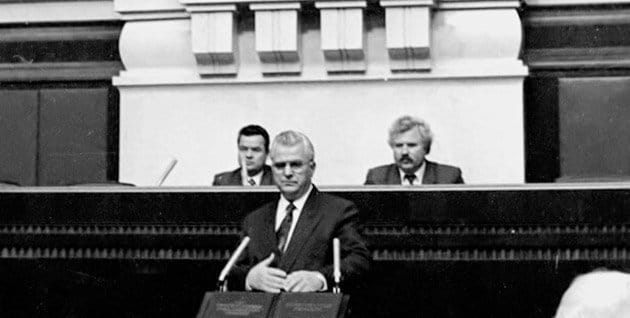 В Днепр едет первый Президент Украины - рис. 3