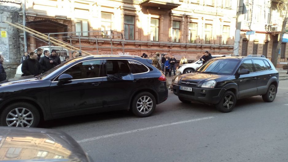 В центре Днепра после стрельбы спецназ задержал крымского криминального авторитета «Арийца» - рис. 3