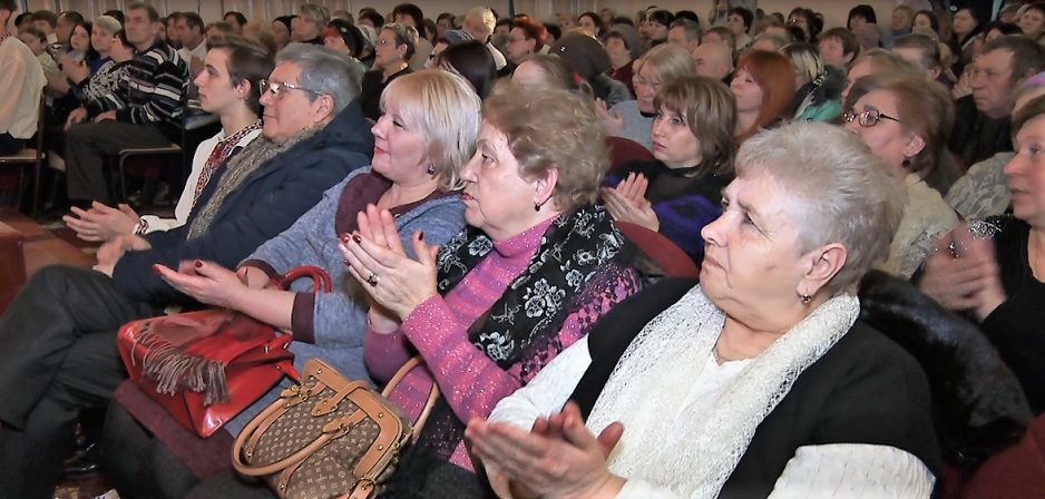 В Днепре прошел концерт для родственников людей, погибших в АТО - рис. 3