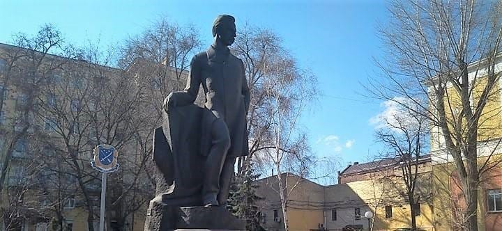 Мэр Днепра обещает 100 тысяч гривен за поимку вандалов-наркоторговцев - рис. 17