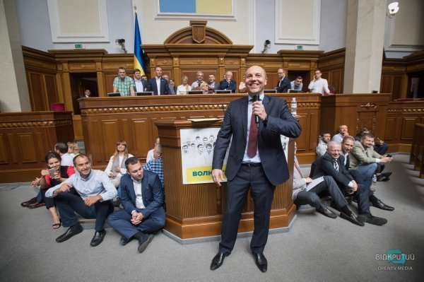 Верховная Рада поддержала языковой закон: как голосовали депутаты от Днепра - рис. 6