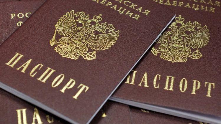 Путин заявил о возможности раздачи российских паспортов всем украинцам - рис. 2