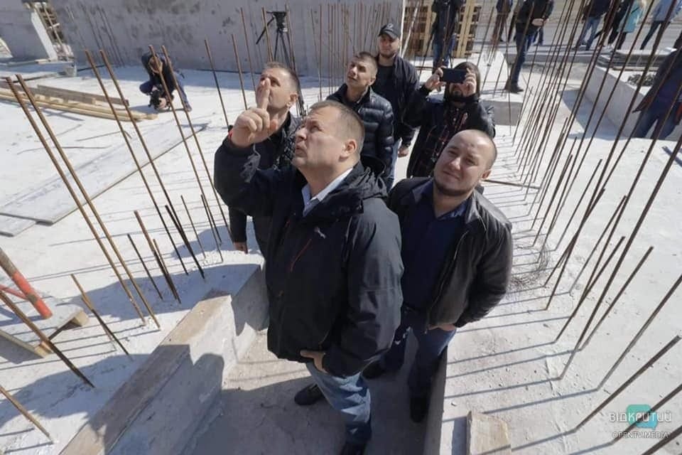 Мэр Филатов готов к дебатам на стадионе в Днепре - рис. 9