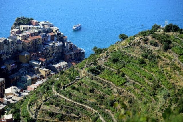 В Италии будут штрафовать людей в шлепанцах - рис. 1