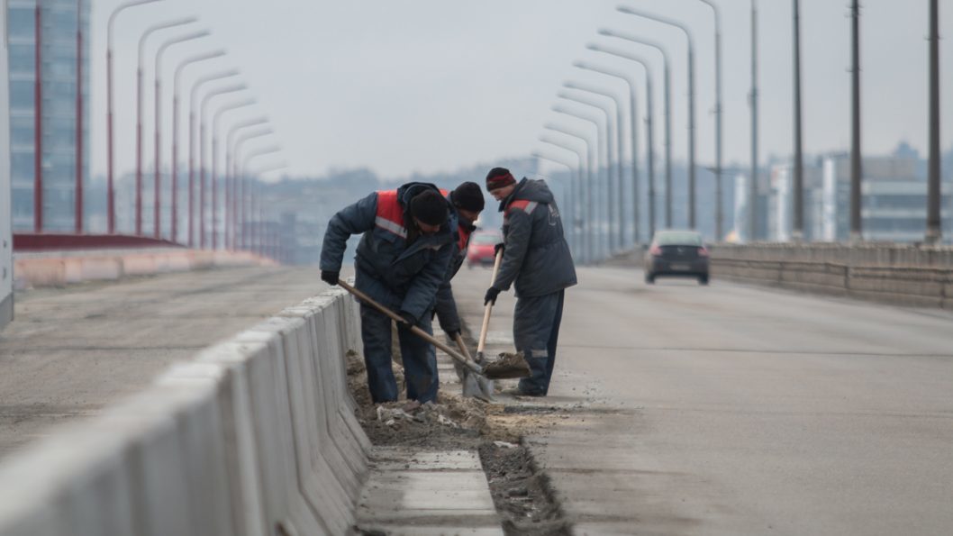 В Днепре перекроют правую сторону Нового моста в связи с ремонтом - рис. 1