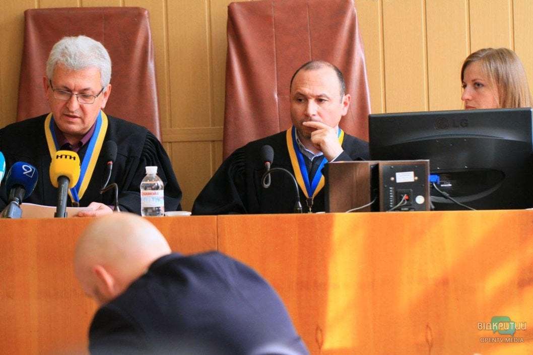 В Днепре убийца двух полицейских Пугачев приговорен к пожизненному заключению - рис. 4
