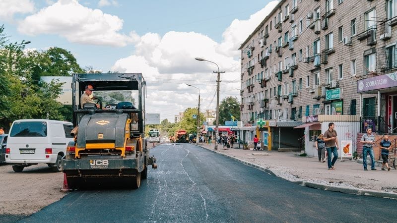В Днепре на Западном реконструируют сквер и площадки за 26 миллионов гривен - рис. 5