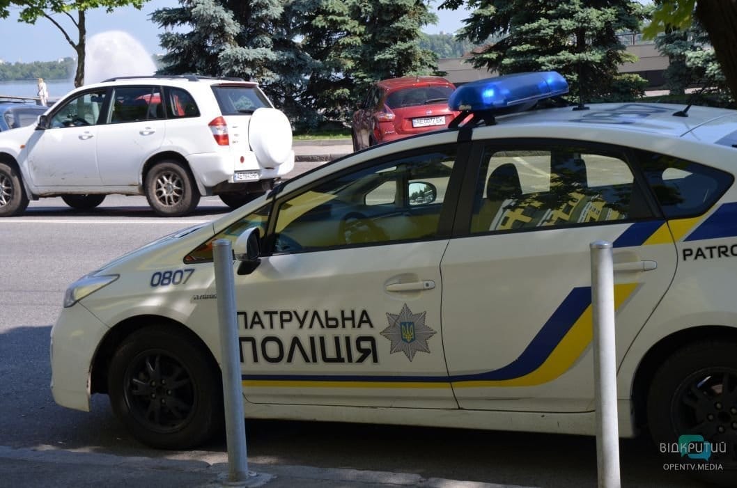 В Днепре и Кривом Роге заминированы университеты: студентов эвакуировали - рис. 7