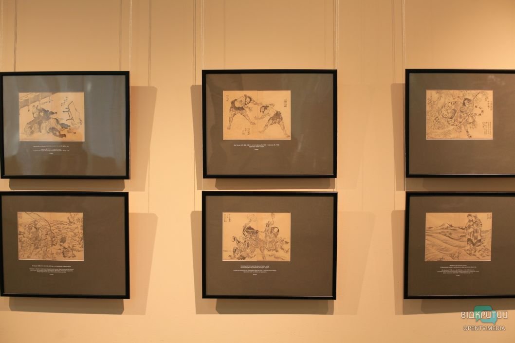 В Днепре прошла выставка японского художника Кацусика Хокусая - рис. 6
