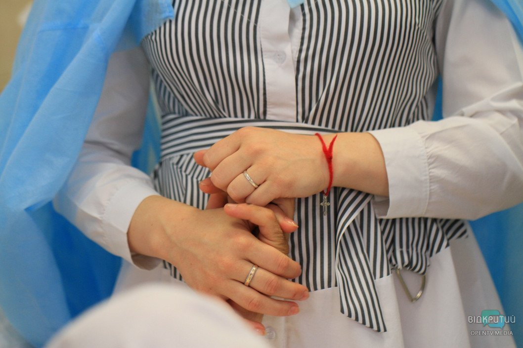 В больнице Мечникова прошла свадьба в реанимации - рис. 1