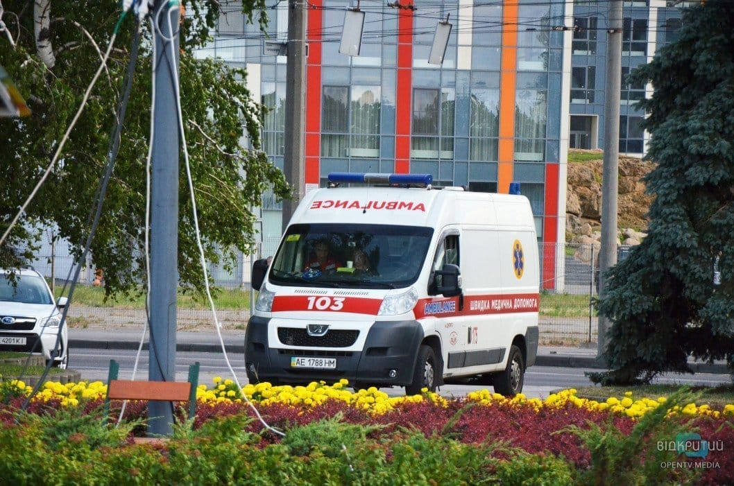 Веселье, музыка и разноцветные люди: как в Днепре прошел фестиваль красок - рис. 3