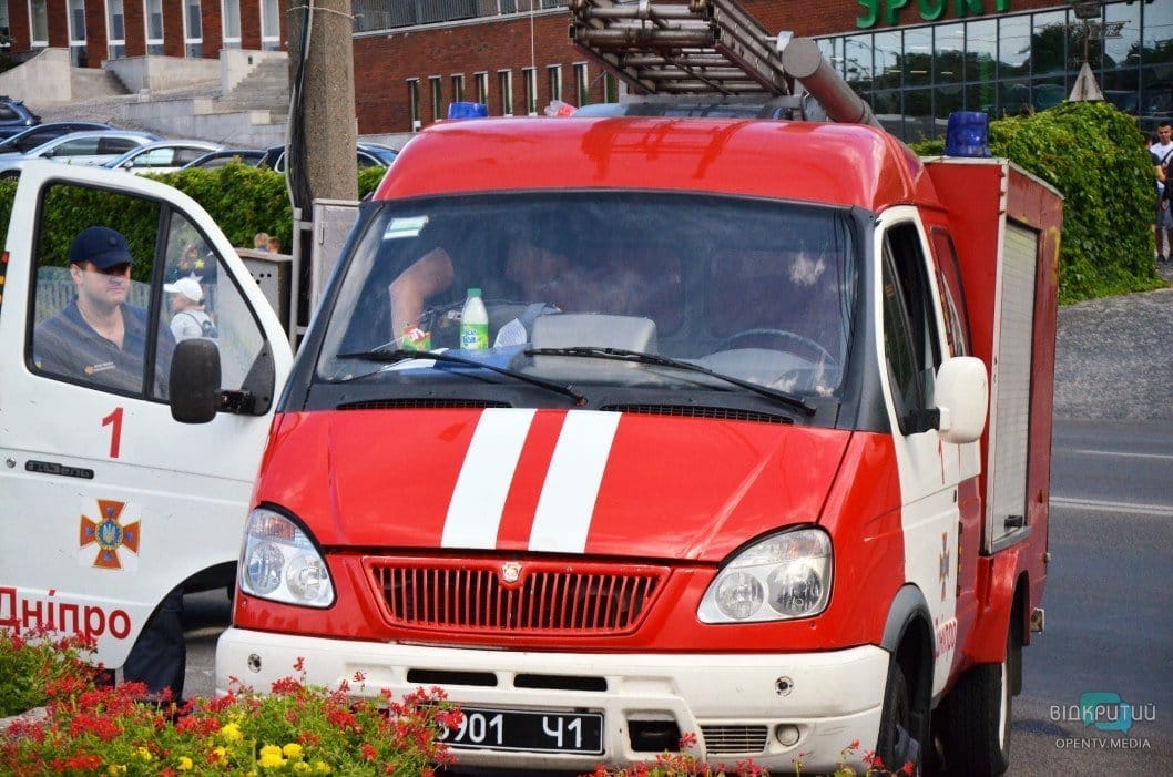 Веселье, музыка и разноцветные люди: как в Днепре прошел фестиваль красок - рис. 7