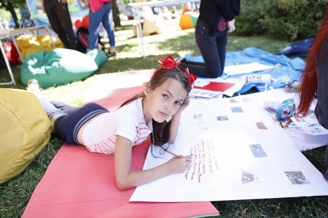 В Днепре провели фестиваль «Молодежная набережная» - рис. 1