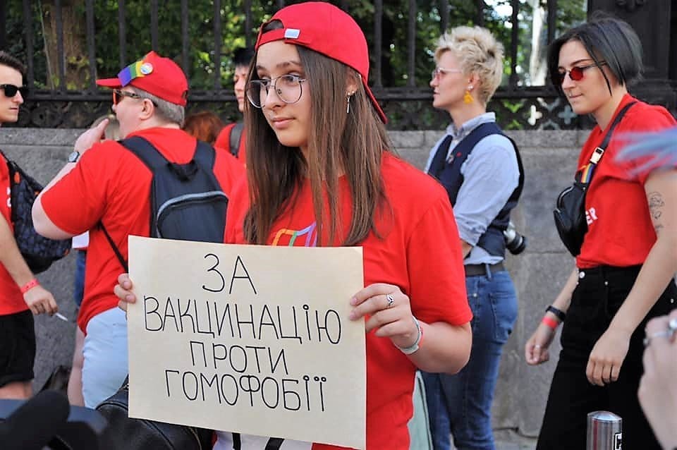 Нестандартные костюмы, радужные флаги и яркие лозунги: как в Киеве прошел Марш Равенства-2019 - рис. 6
