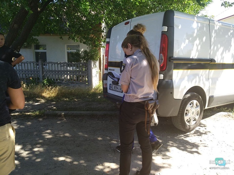 В Днепре на улице Леонтовича нашли мертвое тело ребёнка - рис. 2