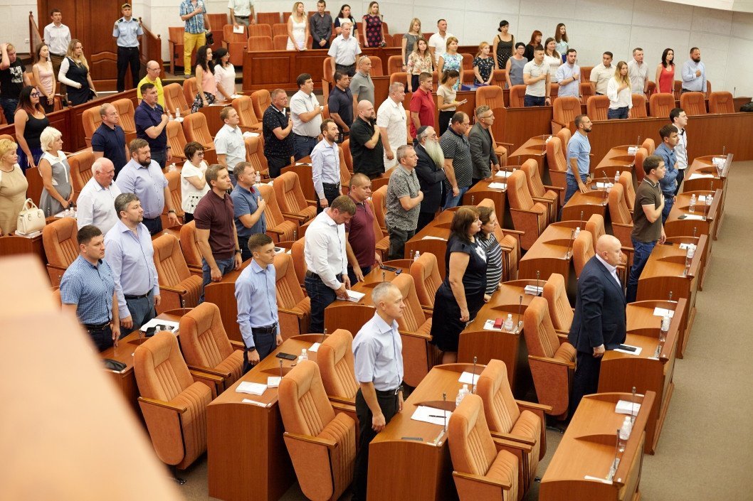 В Днепре депутаты просят у банков 600 миллионов гривен на улицу Короленко, аквапарк и набережную - рис. 3