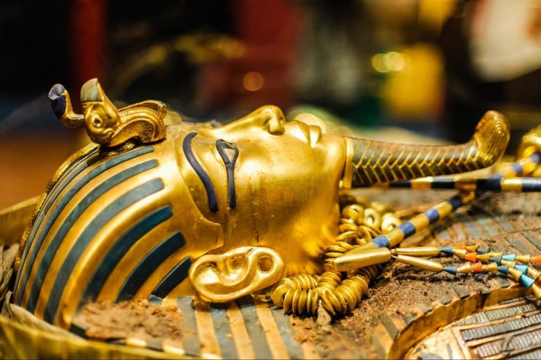 Вперше у Єгипті відреставрують саркофаг фараона Тутанхамона - рис. 1