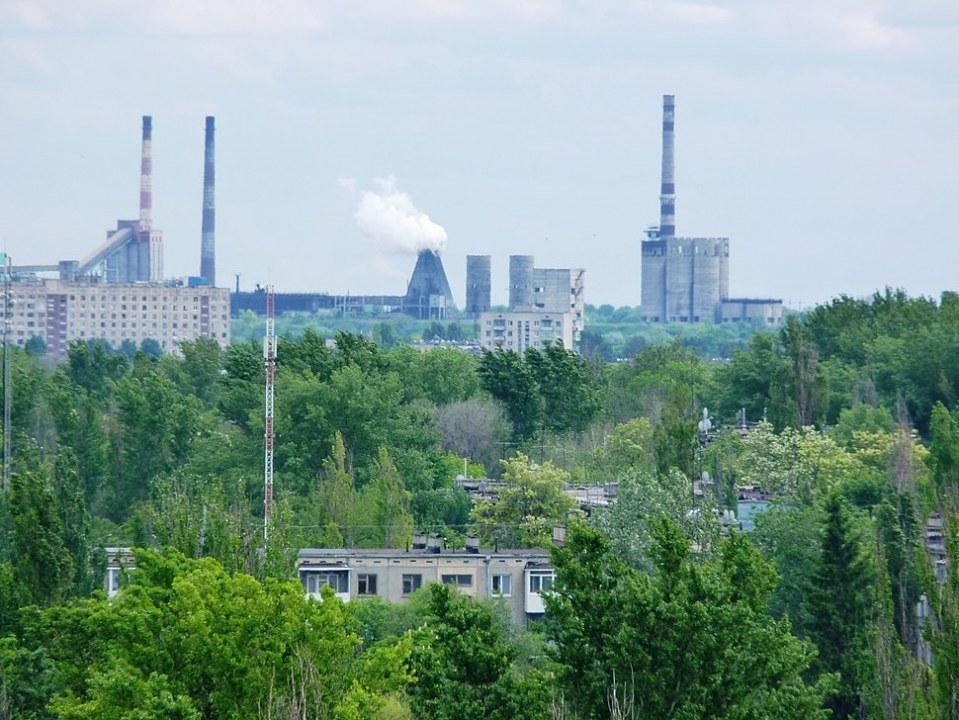 У Дніпропетровській області сумнівна фірма відремонтує сквер за 3,4 мільйона гривень - рис. 2