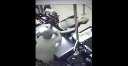 На варті всюди й повсякчас: у Дніпрі військовослужбовець врятував життя касирші - рис. 18