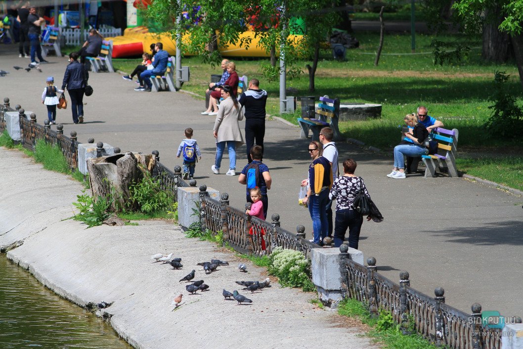 «Термінова допомога»: у парках України з'явиться кнопка екстреного виклику поліції - рис. 1