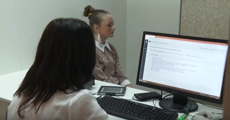 У АНД районі Дніпра відкрився новий центр з видачі паспортів - рис. 9