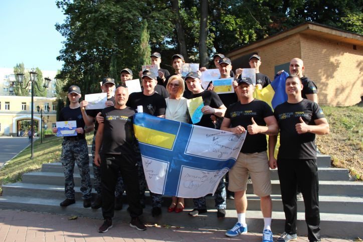 Украинцы, освобожденные с РФ, получили новые документы - рис. 1