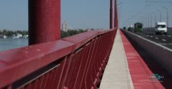 Кроссовки в краске, боль в глазах: прогулка по открытому Новому мосту в Днепре - рис. 17