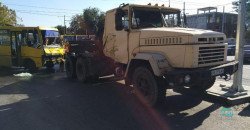 В Днепре маршрутка влетела в грузовик: 11 пострадавших - рис. 16