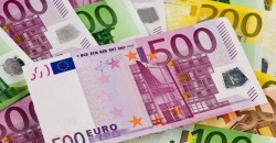 Впервые за три года курс евро упал ниже уровня 27 гривен - рис. 2